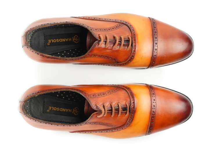 Semi-brogues Cap Toe Oxford